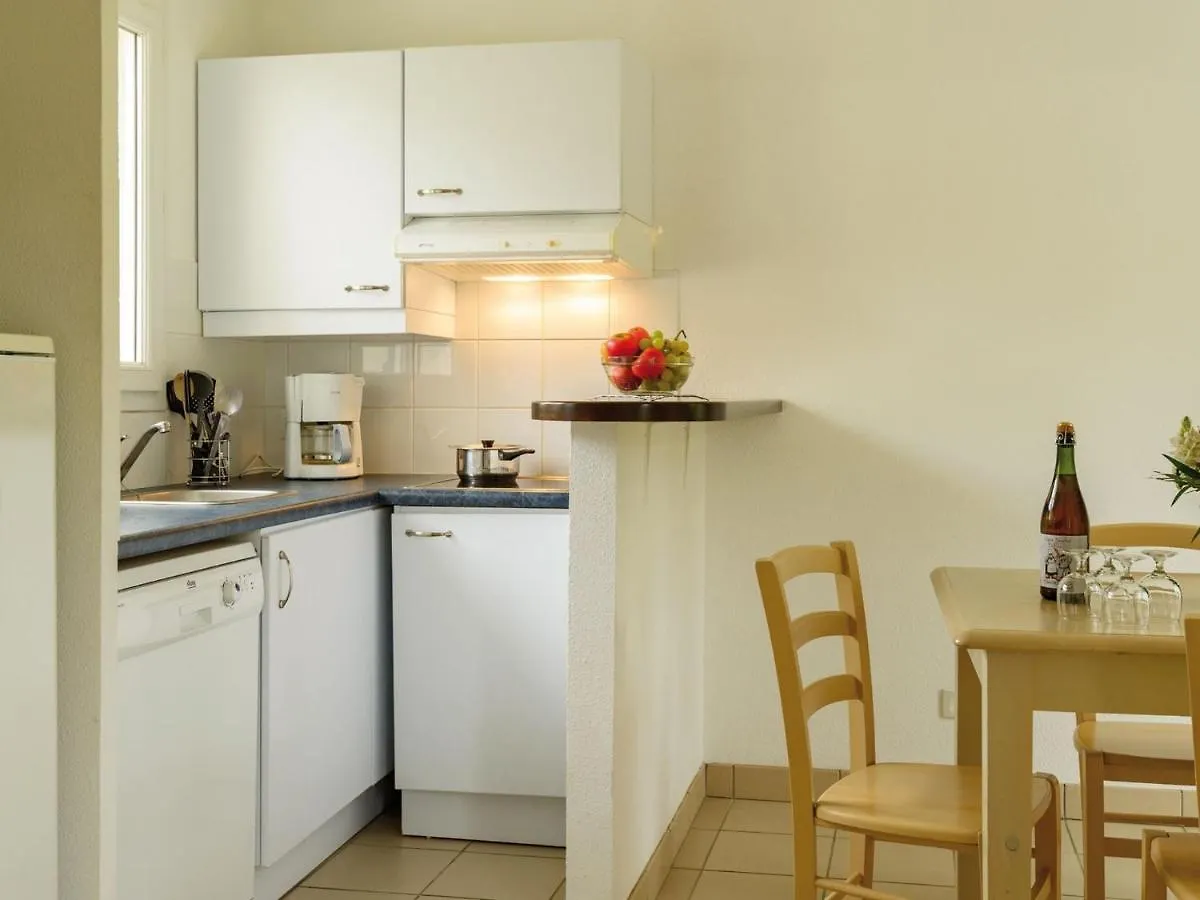 Cozy Holiday Home Near The Bay Of Douarnenez Crozon France